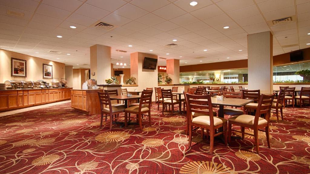 Ramada by Wyndham East Syracuse Carrier Circle Main image 2